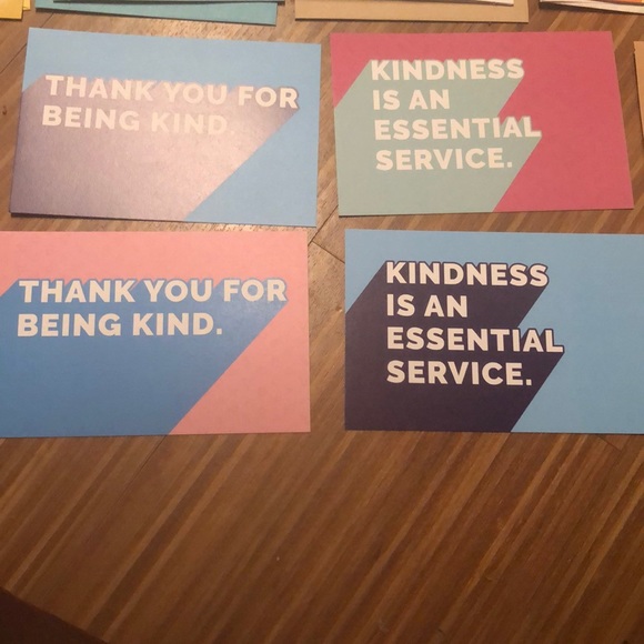 230 cards and postcards - Picture 2 of 16